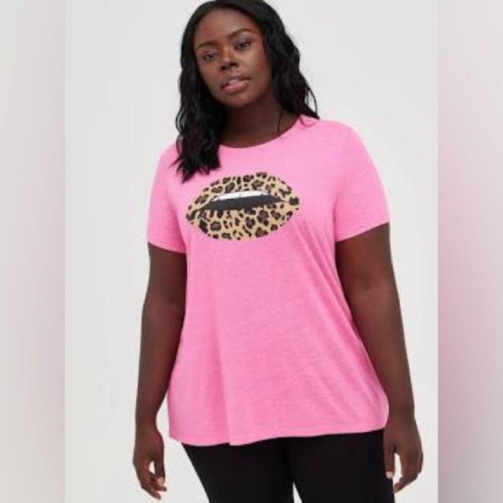 Torrid 3 Pink Graphic Tee with Leopard Print Lips